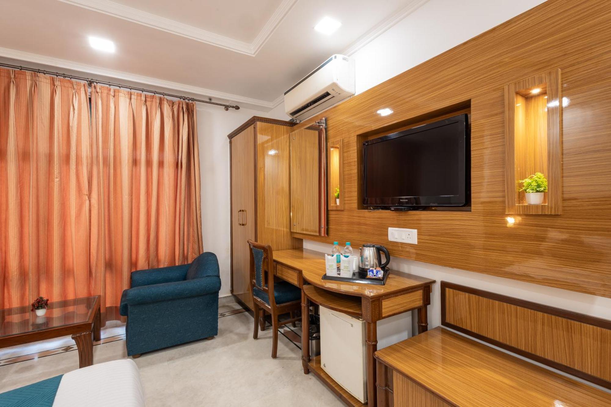 Hotel Panickers Residency - Ajmal Khan Market Near Karol Bagh Metro Delhi  Luaran gambar