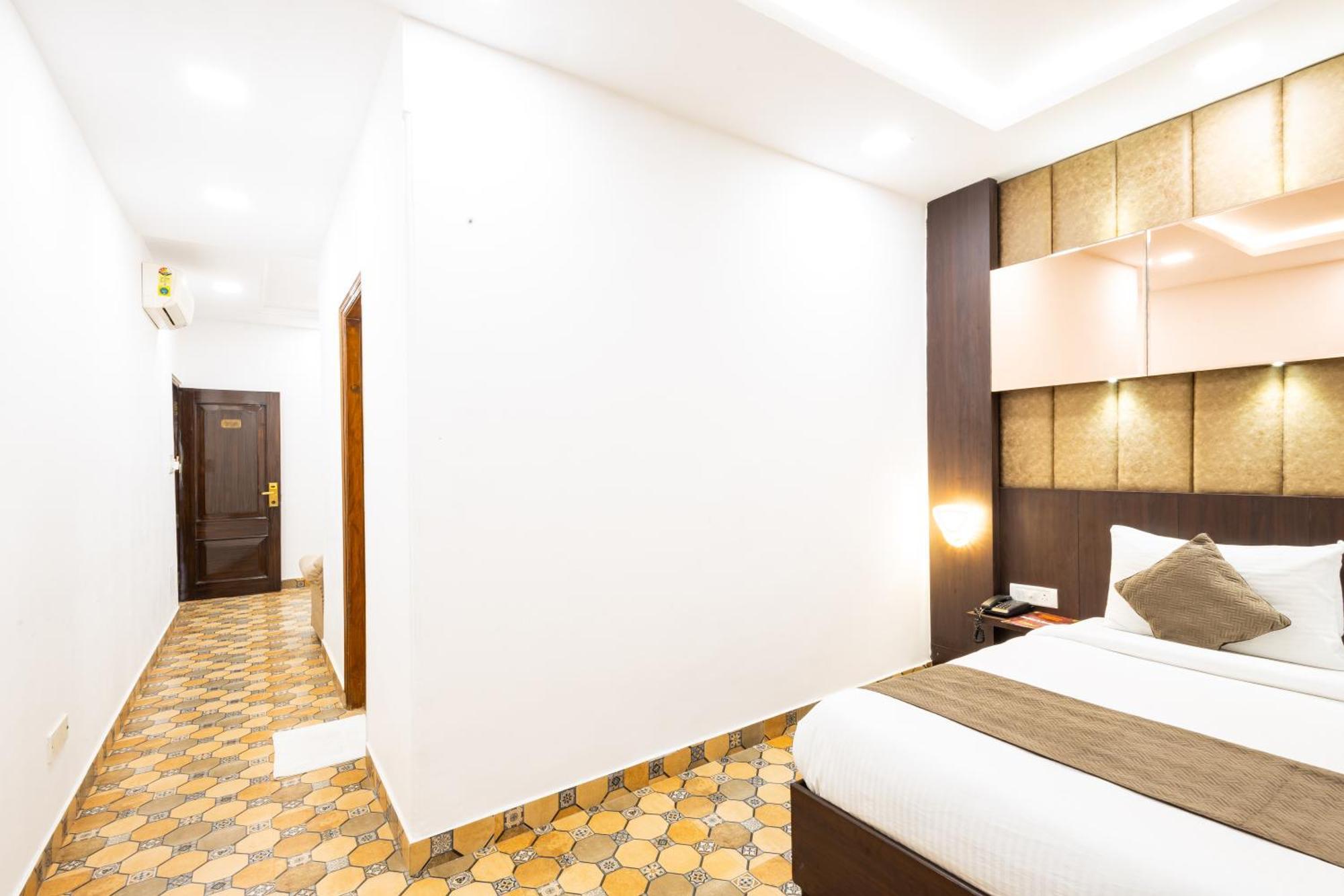 Hotel Panickers Residency - Ajmal Khan Market Near Karol Bagh Metro Delhi  Luaran gambar